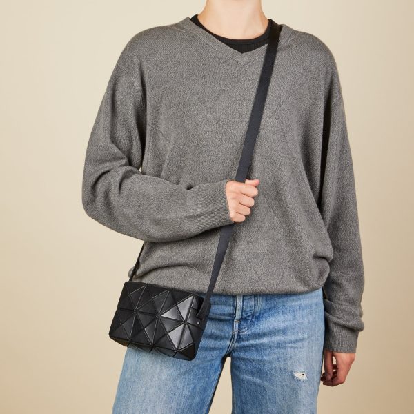 BAO BAO ISSEY MIYAKE Cuboid Crossbody Bag - Black