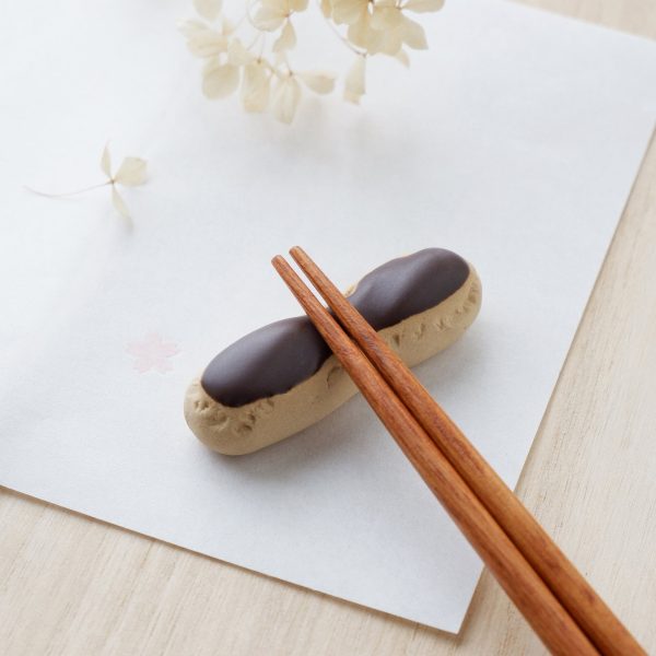 Japanese Ceramic Food Chopsticks Rest - Chocolate Eclair