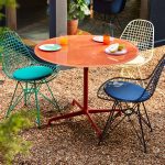 Herman Miller x HAY Eames Universal Base Round Table - Toffee