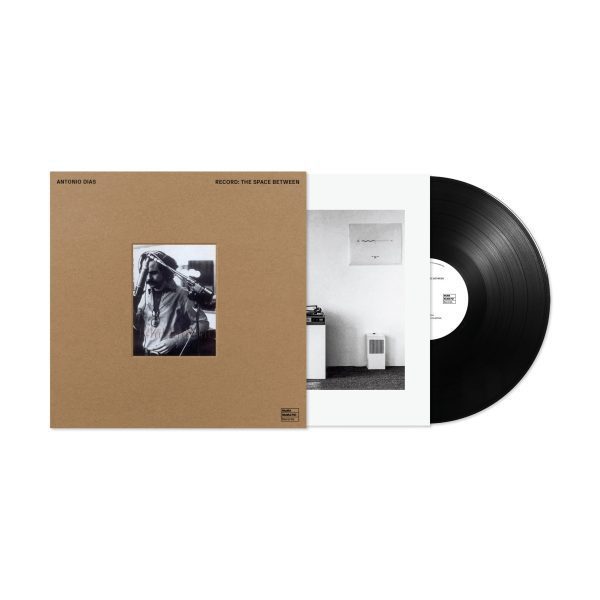 Antonio Dias: The Space Between - LP