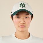 MoMA Yankees Two-Tone Adjustable Baseball Cap - Chrome/ Green