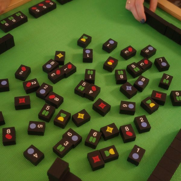 Modern Tiles Mahjong Set