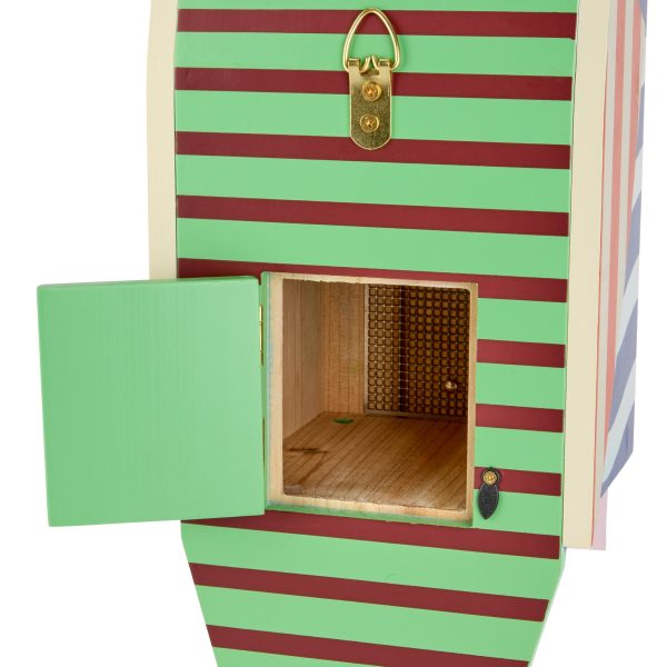 Dusen Dusen Bird House