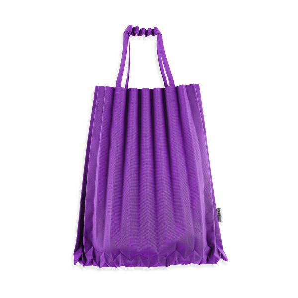 me ISSEY MIYAKE Recycled Polyester Trunk Pleats Bag - Purple